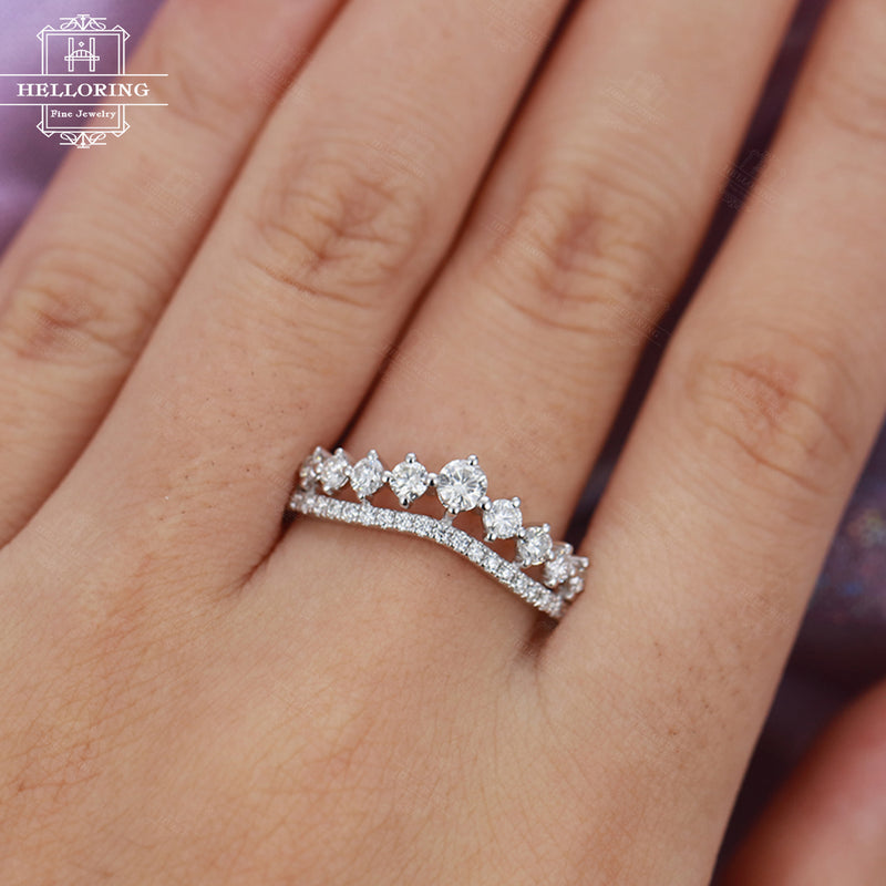 Future bride, engagement ring and tiara, high jewellery collection