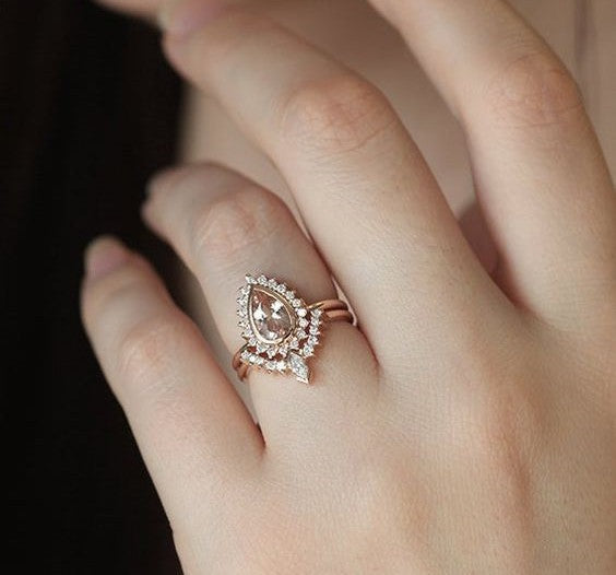 What is Morganite and Why the Heck is it So Trendy?