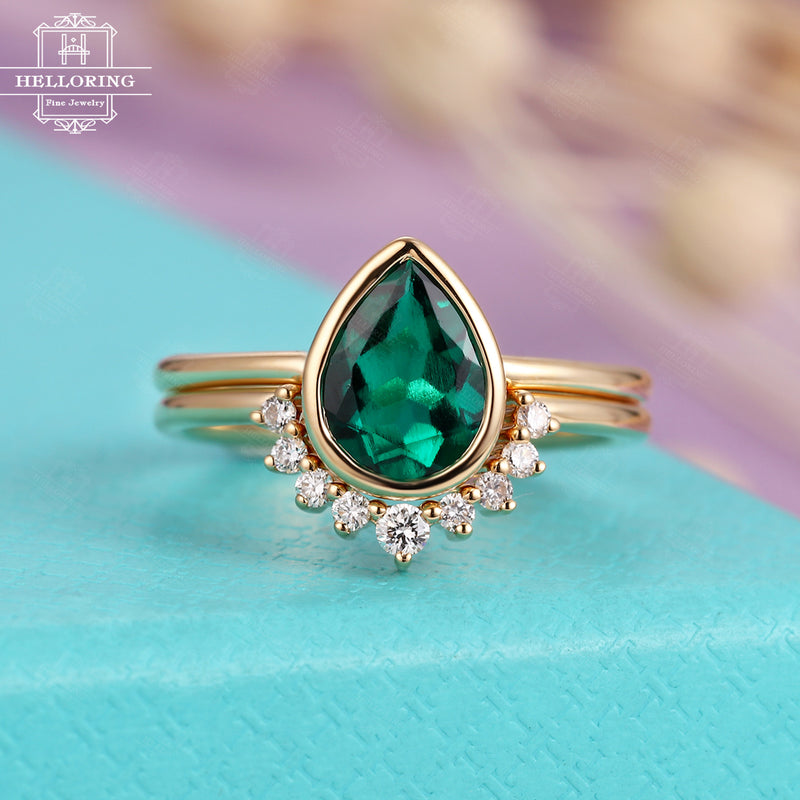 Emerald Engagement Ring 14K gold Vintage Pear Shaped wedding ring Curved Diamond Bridal set jewelry Stacking Anniversary gift for her