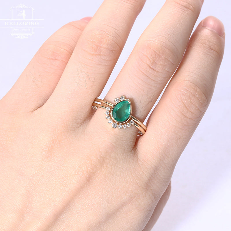 Emerald engagement ring Vintage Pear shaped Curved diamond wedding band Women Antique Bridal set Stacking Jewelry Anniversary Christmas Gift